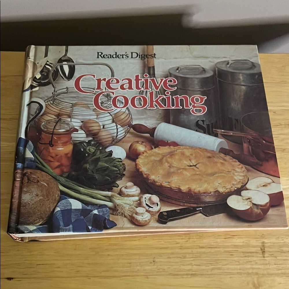 😄Readers digest, creative cooking cookbook 1977